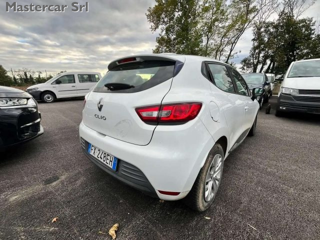 RENAULT Clio usata, con Chiusura centralizzata