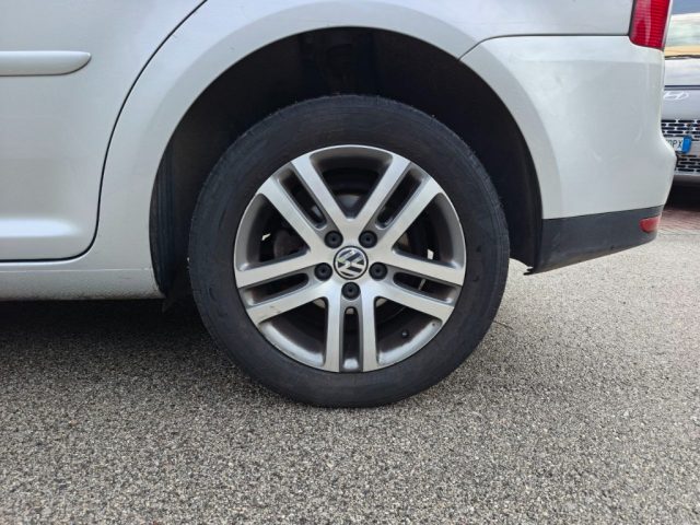 VOLKSWAGEN Touran usata, con ESP