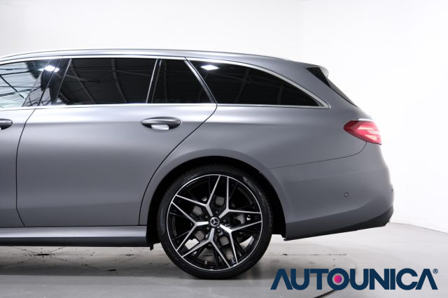 MERCEDES-BENZ E 220 usata, con Freno di stazionamento elettrico