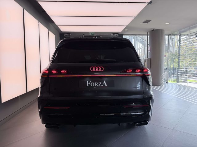 AUDI Q7 usata, con Regolazione elettrica sedili