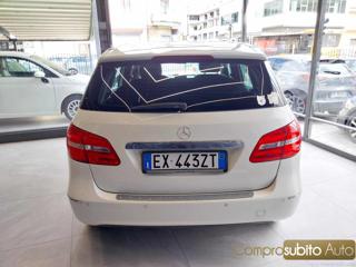 MERCEDES-BENZ B 180 usata, con Autoradio