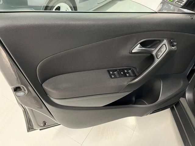 VOLKSWAGEN Polo usata, con Airbag Passeggero