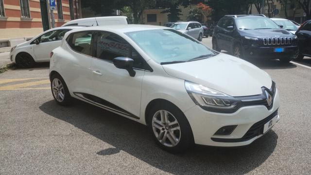 RENAULT Clio usata, con Airbag laterali