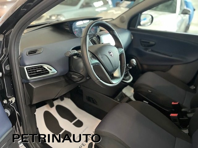LANCIA Ypsilon usata, con Controllo trazione