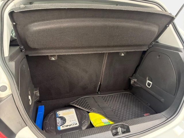 OPEL Corsa usata, con Fendinebbia