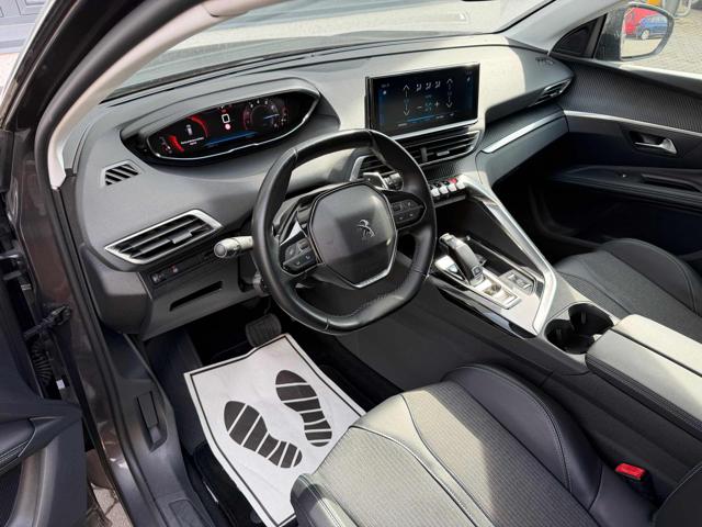 PEUGEOT 3008 usata, con Leve al volante