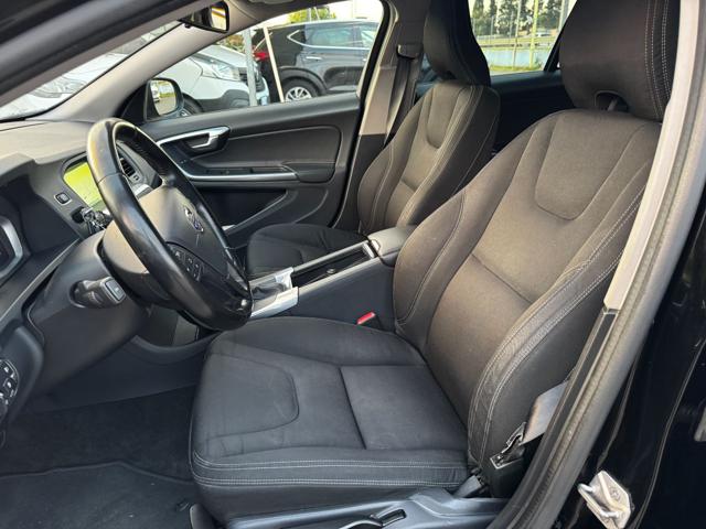 VOLVO V60 usata, con Sedile posteriore sdoppiato