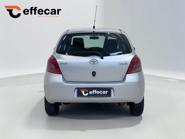 TOYOTA Yaris usata, con Alzacristalli elettrici