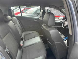 OPEL Astra usata, con Controllo automatico clima
