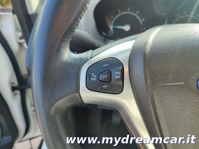 FORD EcoSport usata 18