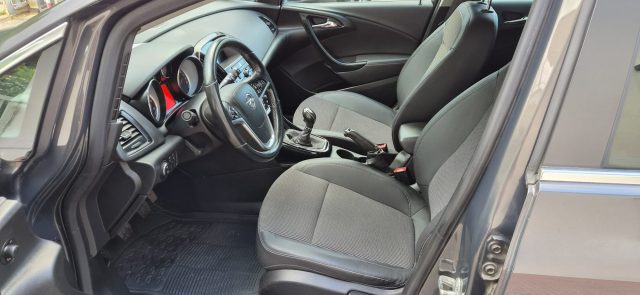 OPEL Astra usata, con Autoradio