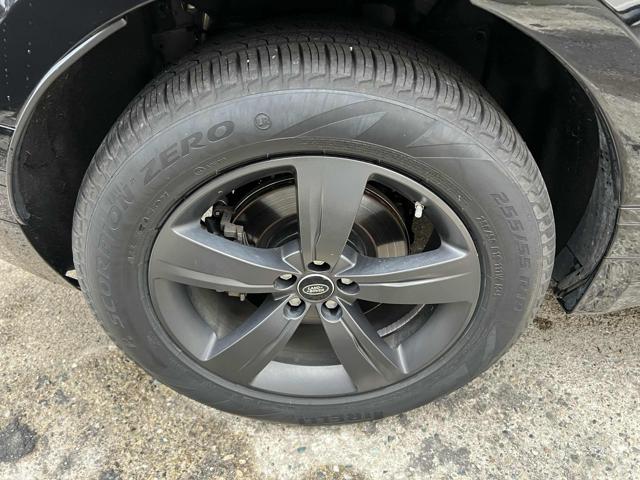 LAND ROVER Range Rover Velar usata, con Autoradio digitale