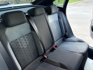 VOLKSWAGEN Taigo usata, con Leve al volante