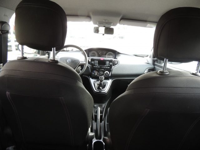 LANCIA Ypsilon usata, con Cronologia tagliandi