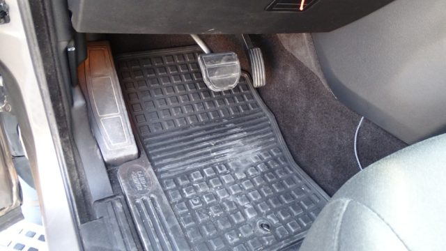 LAND ROVER Discovery usata 70