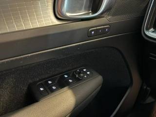VOLVO XC40 usata, con Regolazione elettrica sedili