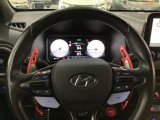 HYUNDAI Kona usata, con Bracciolo