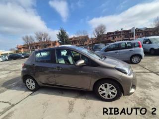 TOYOTA Yaris usata, con USB