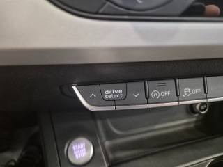 AUDI A4 usata, con Volante multifunzione