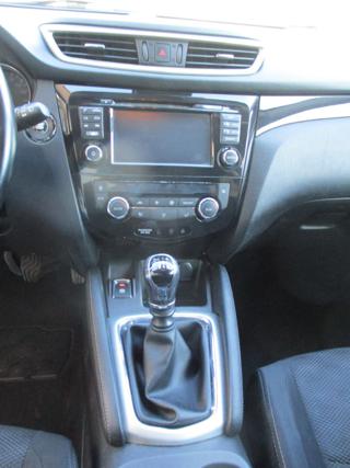 NISSAN Qashqai usata, con Sensori di parcheggio posteriori