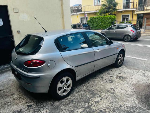 ALFA ROMEO 147 usata, con Autoradio