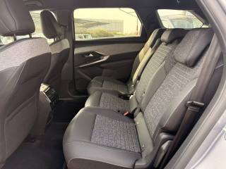 PEUGEOT 5008 usata, con Chiusura centralizzata