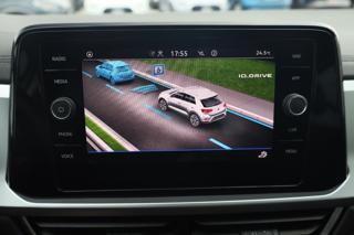 VOLKSWAGEN T-Roc usata, con Sistema di parcheggio automatico