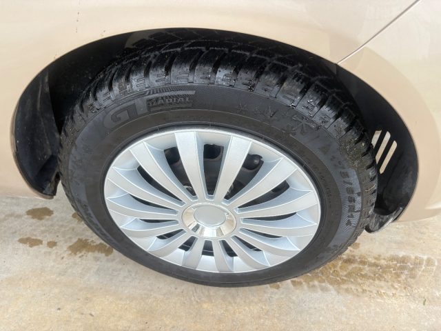 FORD Fiesta usata, con Monitoraggio pressione pneumatici