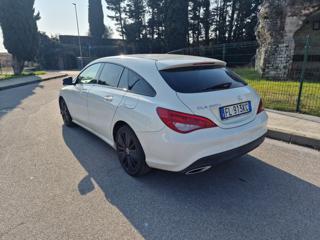MERCEDES-BENZ CLA 200 usata, con Alzacristalli elettrici