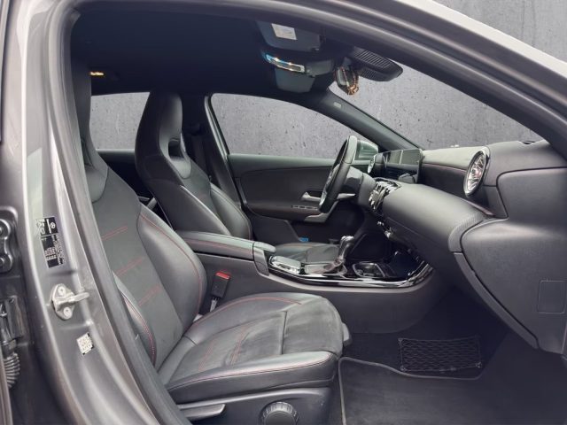 MERCEDES-BENZ A 180 usata, con Interni in pelle