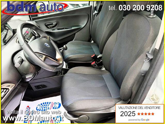 LANCIA Ypsilon usata, con Autoradio
