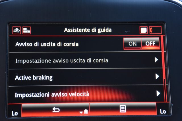 RENAULT Grand Scenic usata, con Controllo elettronico della corsia