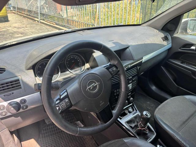 OPEL Astra usata, con Boardcomputer