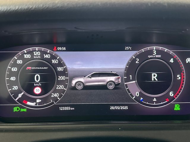 LAND ROVER Range Rover Velar usata, con Cruise Control