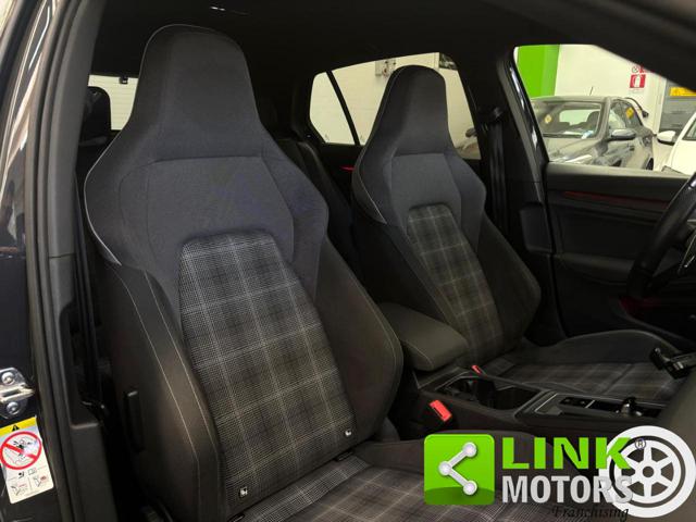 VOLKSWAGEN Golf usata, con Fari Xenon