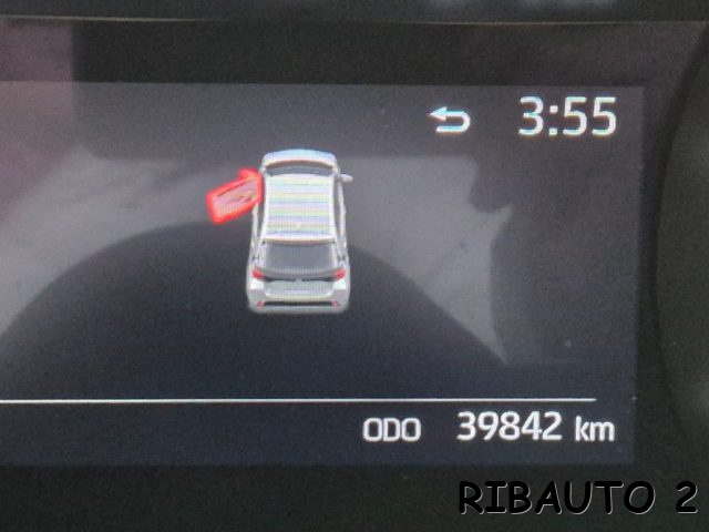TOYOTA Yaris usata, con Fari LED