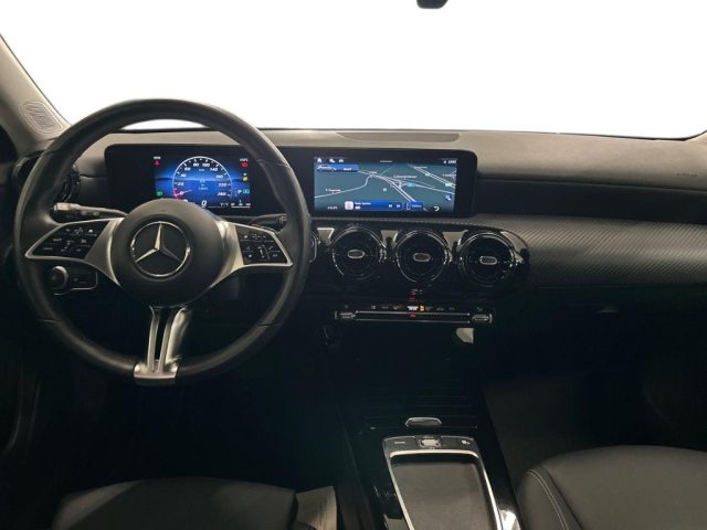 MERCEDES-BENZ A 180 usata, con Controllo automatico clima
