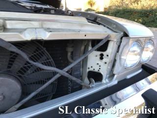 MERCEDES-BENZ SL 560 usata 104