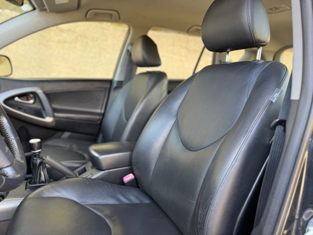 TOYOTA RAV 4 usata, con ESP