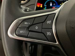 RENAULT ZOE usata, con Hill holder