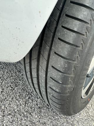 MITSUBISHI Colt usata, con Autoradio