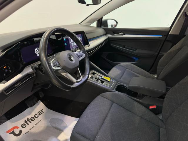 VOLKSWAGEN Golf usata, con Autoradio