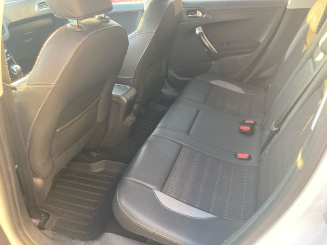 PEUGEOT 2008 usata, con Climatizzatore