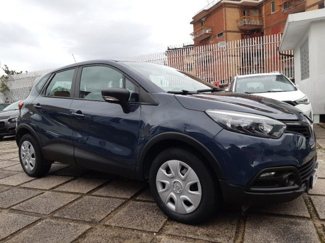 RENAULT Captur usata, con Autoradio