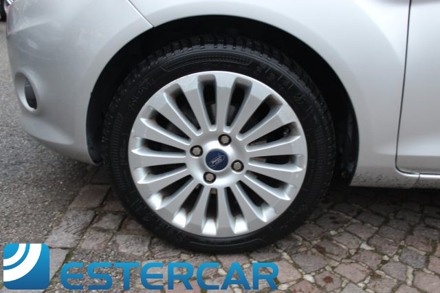 FORD Fiesta usata, con Servosterzo