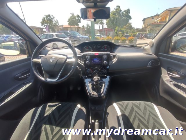 LANCIA Ypsilon usata, con Controllo trazione