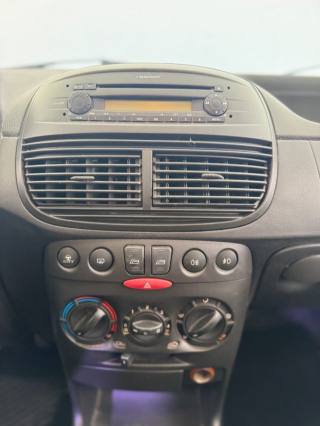 FIAT Punto usata 10