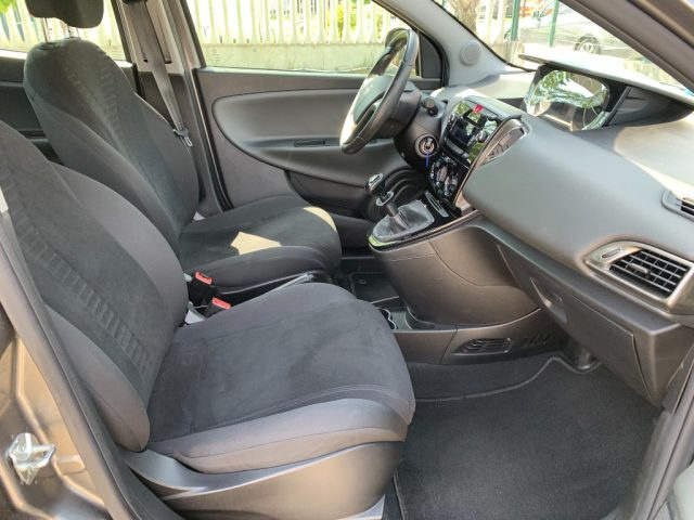 LANCIA Ypsilon usata, con Cronologia tagliandi