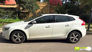 VOLVO V40 Cross Country usata, con Alzacristalli elettrici