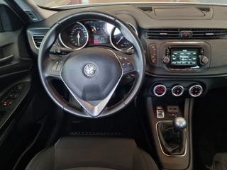 ALFA ROMEO Giulietta usata, con Luci diurne LED